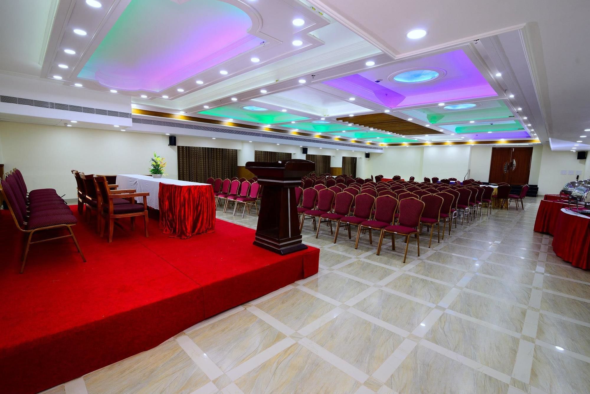 Отель Sps Kings Way Тривандрум Экстерьер фото
